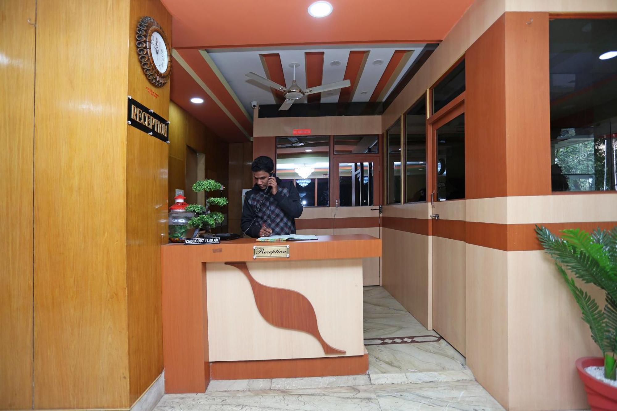 Hotel O Raj Rajeswari Ászánszol Kültér fotó